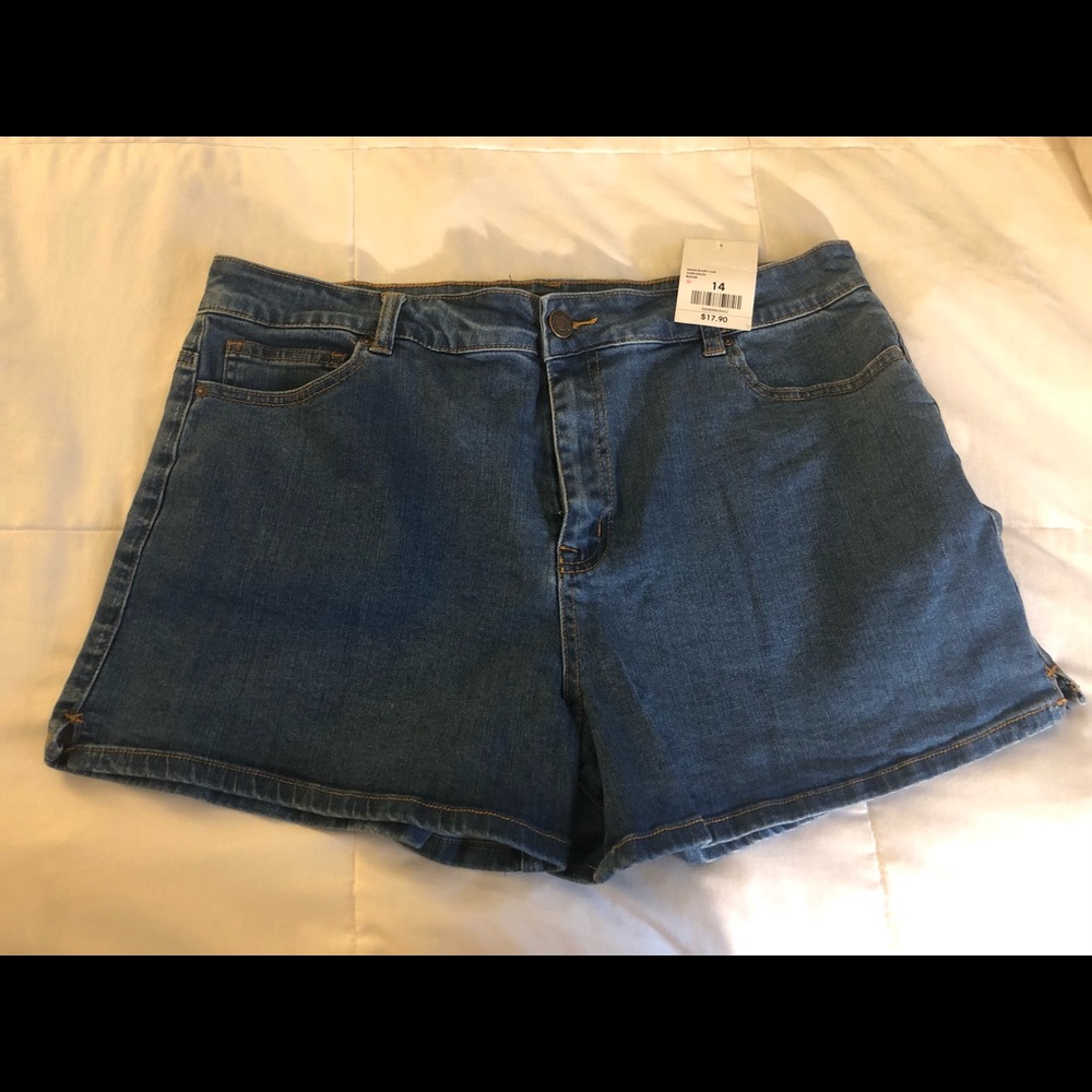 Brand new jean shorts high waisted size 14 $15